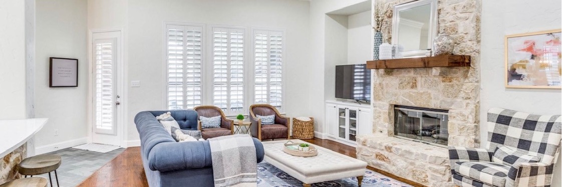 Family room with plantation shutters